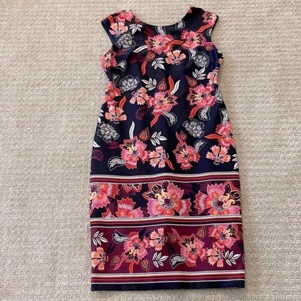 Eliza J Navy Blue & Pink Floral Sleeveless Sheath Dress